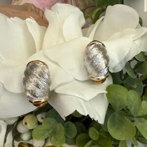 Christian Dior 14k gold plated vintage clip on earrings 1980’s EUC